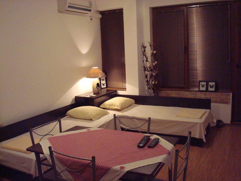 Studio Lazur Burgas Luaran gambar